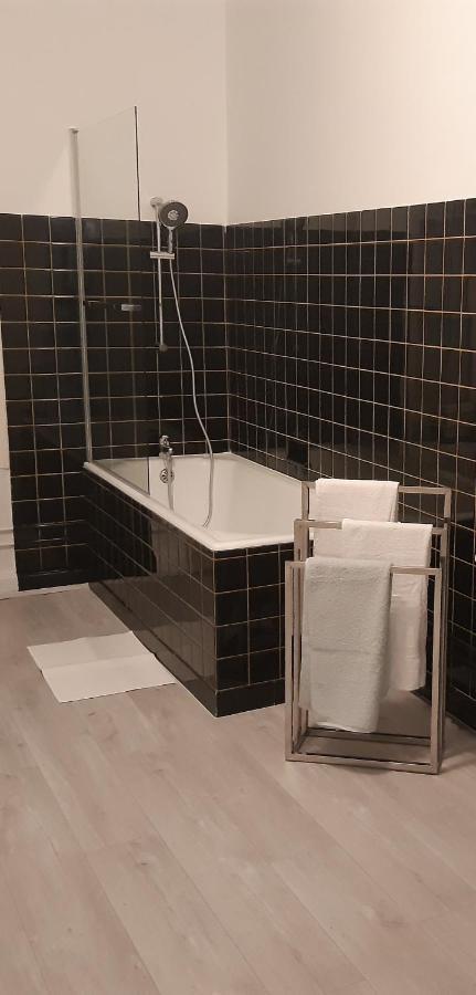 Bulle D'Ardenne Apartment Charleville-Mezieres Luaran gambar