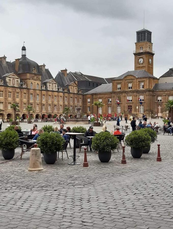 Bulle D'Ardenne Apartment Charleville-Mezieres Luaran gambar